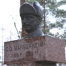 Mannerheim, 2000, Tuusula.