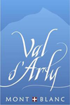 Logotype de la Communauté de communes du Val d'Arly - Com'Arly.