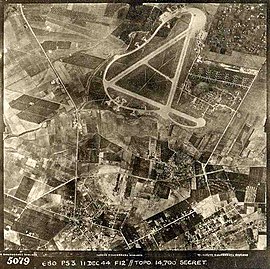 תצ"א של שדה התעופה כפי שצולם על ידי ה-RAF בשנת 1944