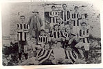 Prva povijesna fotografija kluba HRŠD "Anarh" u plavo-bijelim dresovima