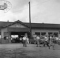 1957年頃の鴻巣駅駅舎[9]