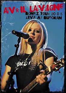 Обложка альбома Аврил Лавин «Live at Budokan: Bonez Tour» (2005)