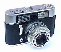 Малоформатный дальномерный фотоаппарат Voigtländer Vito CLR