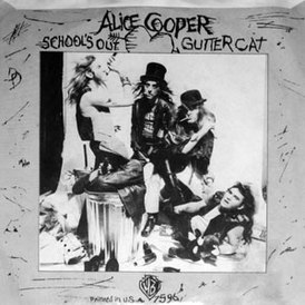 Обложка сингла Alice Cooper «School's Out» (1972)