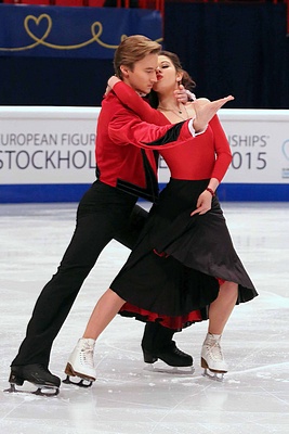 Roeslan Zjigansjin en Jelena Ilinych (2015)