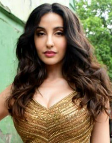 Nora-Fatehi-snapped-on-sets-of-Jhalak-Dikhhla-Jaa-10-shoot-3_(cropped)