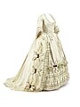 Rokoko Kleid, um 1750, Foto: Kunstpalast - LVR-ZMB - Annette Hiller - ARTOTHEK