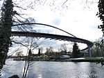 Die 348 Meter lange Weinbergbrücke