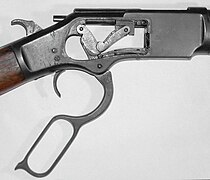 Winchester M1873 mit geöffnetem Repetierhebel