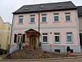 Wohnhaus in geschlossener Bebauung, mit Heiste