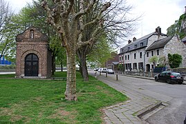 The chapel located in the green space along the quays.