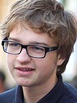 Angus T. Jones (Jake Harper)