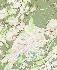 Mapa konturowa Besançon, na dole nieco na prawo znajduje się punkt z opisem „Kościół św. Maurycego”