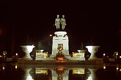 Memorial of Thao Thep Kasattri and Thao Sri Sunthon