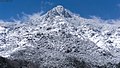 Blick von Nocario (O) auf den spätwinterlichen Monte San Petrone