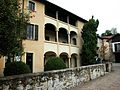 Casa Riva - Vista dal lato orientale con loggiato