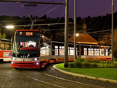 Trem penumpang di Praha, ibukota Republik Ceko