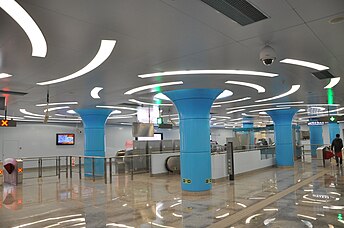 Concourse of Panjiayuan station