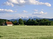 Ostseite: Blick auf die Petzen aus dem Lavanttal