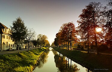 Mitten im Dorf der Rheintaler Binnenkanal