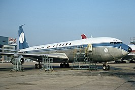 De gekaapte Boeing 707 in 1976 op de luchthaven Heatrow