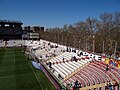 Hintertortribüne des Stadions