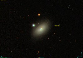 NGC 851