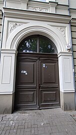 Adorned portal