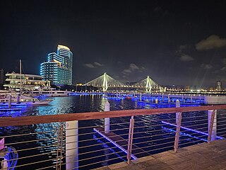 A view of Century Bridge from Haidian Island at Night