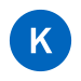 Rundes Liniensymbol mit dem weißen Großbuchstaben K in mittelblau gefülltem Kreis vor neutralem Hintergrund