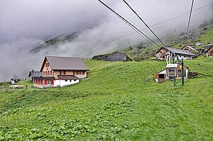 Musenalp, Berggasthaus und Seilbahn