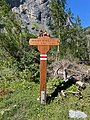 Wegweiser zur Balmhornhütte im Gasterntal