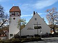 Evang. Peterskirche von 1777 mit dem separat stehenden Turm