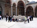 Beispiel für einen unbedachten Şadırvan: Selimiye-Moschee