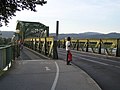 Abgebrochene Eisenbahnbrücke