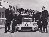 Guy Ligier, Zweiter von rechts