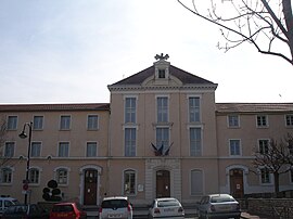 The town hall in Vernaison