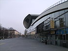 Max-Schmeling-Halle, Blick auf die Gaudystraße