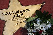 Stern für Loriot mit Blumen zum Gedenken auf dem Boulevard der Stars in Berlin, 2011