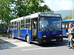 15A-ra kitáblázott Ikarus 415-ös busz az óbudai garázsban