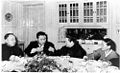 Çinli politikacı Song Qingling ile birlikte, 1958
