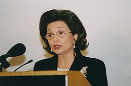 Suzanne Moebarak in 2003, tijdens een gastcollege