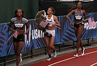 Die drei Medaillengewinnerinnen des 400-Meter-Hürdenlaufs (von links: Dalilah Muhammad, Sydney McLaughlin und Ashley Spencer)