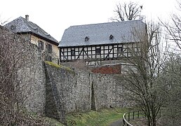 Burgblick von Außen (2010)