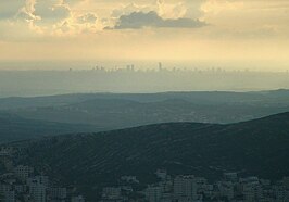 Een zicht op Tel Aviv vanop de berg Ebal