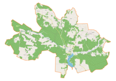 Mapa konturowa gminy Raków, blisko centrum na prawo znajduje się punkt z opisem „Lipiny”