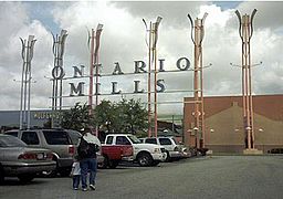 Ontario Mills sign, Entrance 8