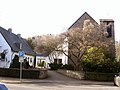 St. Servatius in Hoffnungsthal mit Pfarrhaus (2008)