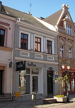 Main elevation viewed from Długa street