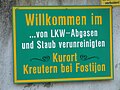 Hinweis auf Lkw-Verkehr des nahen Steinbruchs